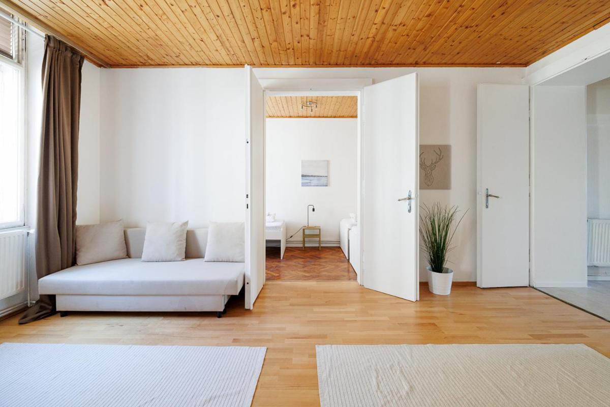 Mit 9 Schlafplaetze #2 Apartment Wien